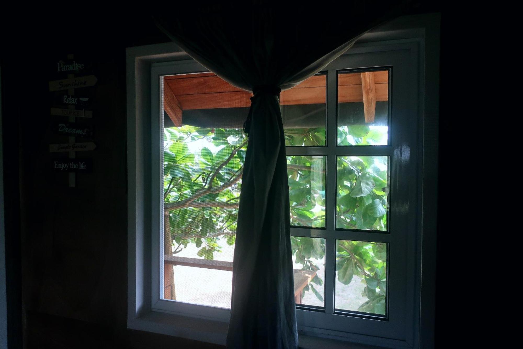 Afro Beach Eco Resort Butre Room photo